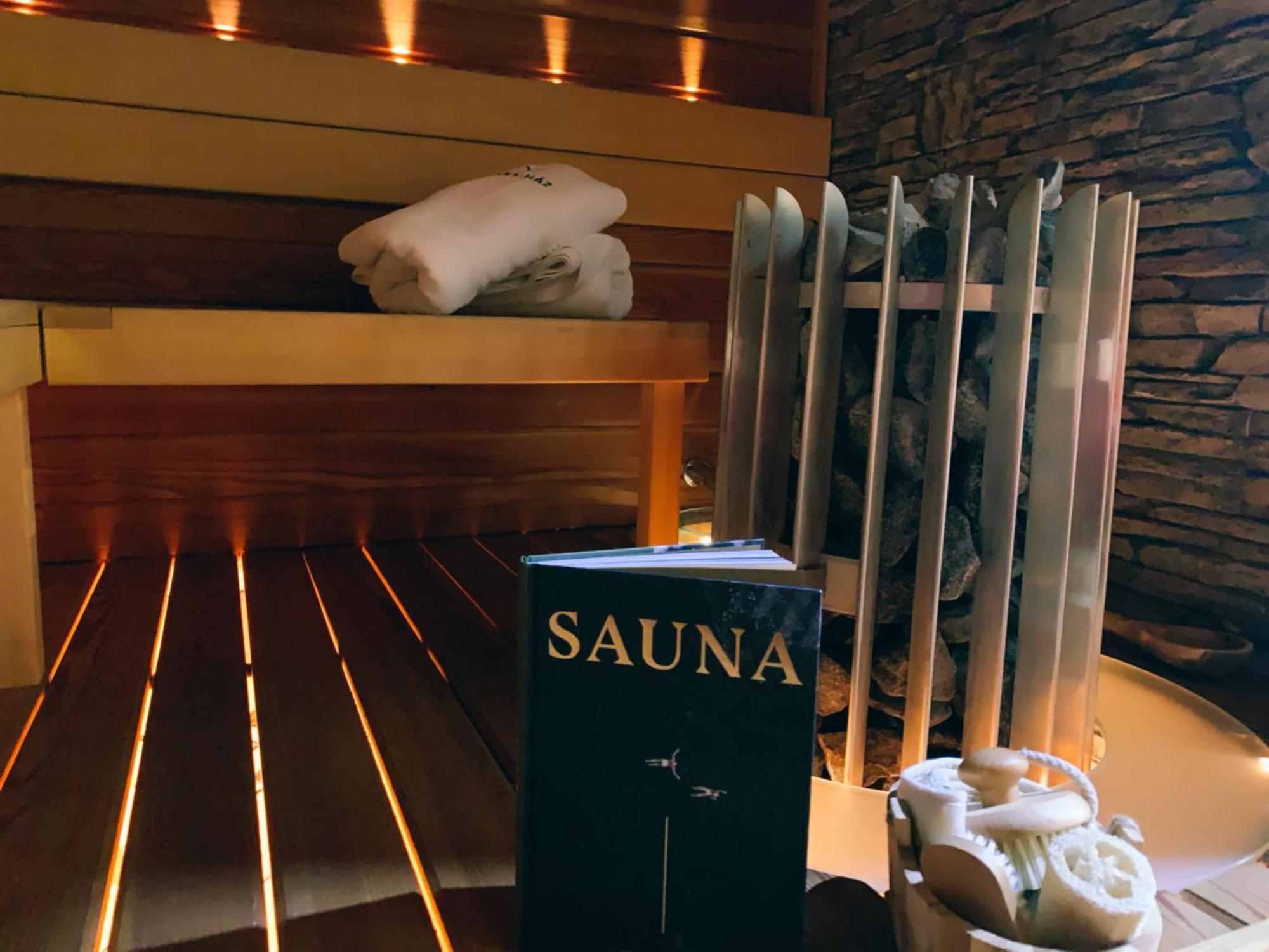 Saba-Haz Hotell Balatonboglár Exteriör bild